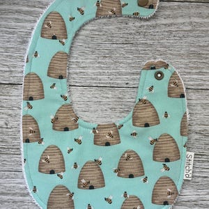 Handcrafted Baby Bib I Boutique Quality Baby Bib I Honey Bee Themed Baby Bib I Cute Baby Shower Gift l Honey Bee Baby Bib I Unisex Baby Gift