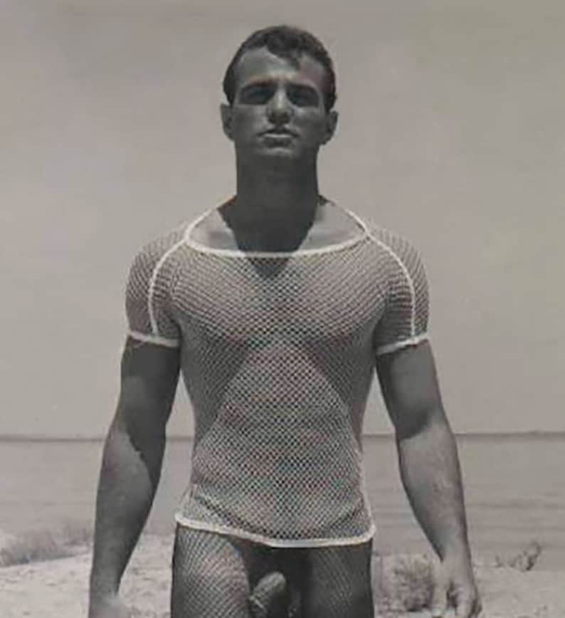 Nu Homme Marchant à la plage vintage Photo 1950s Gay Print | Etsy France