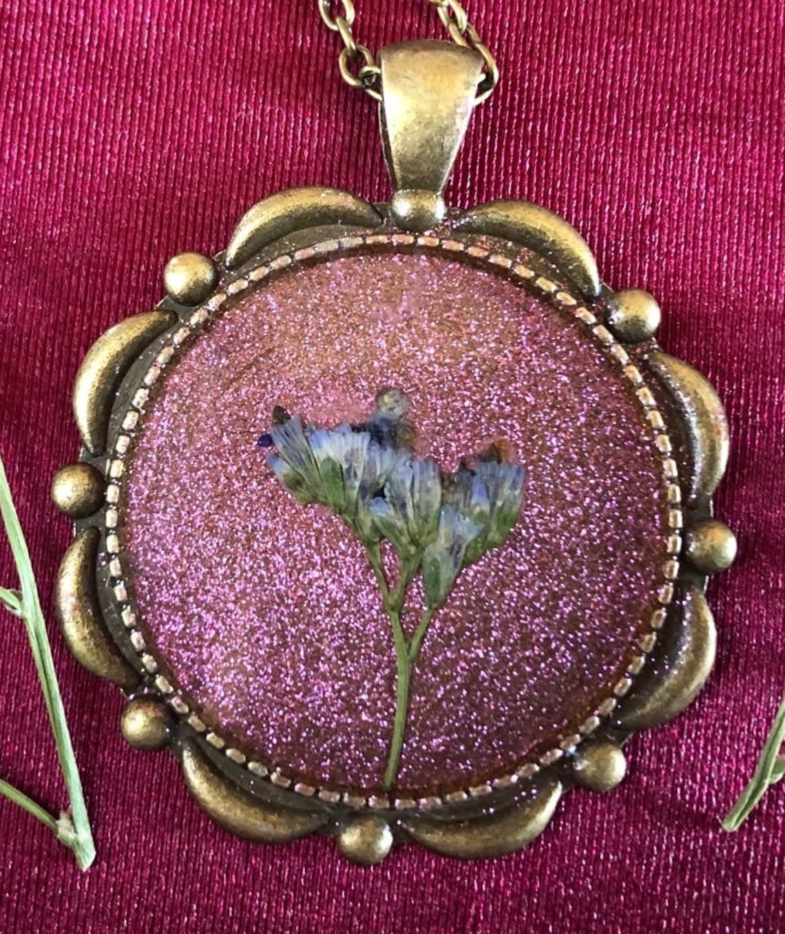 Pressed flower pendant bronze color vintage style Etsy
