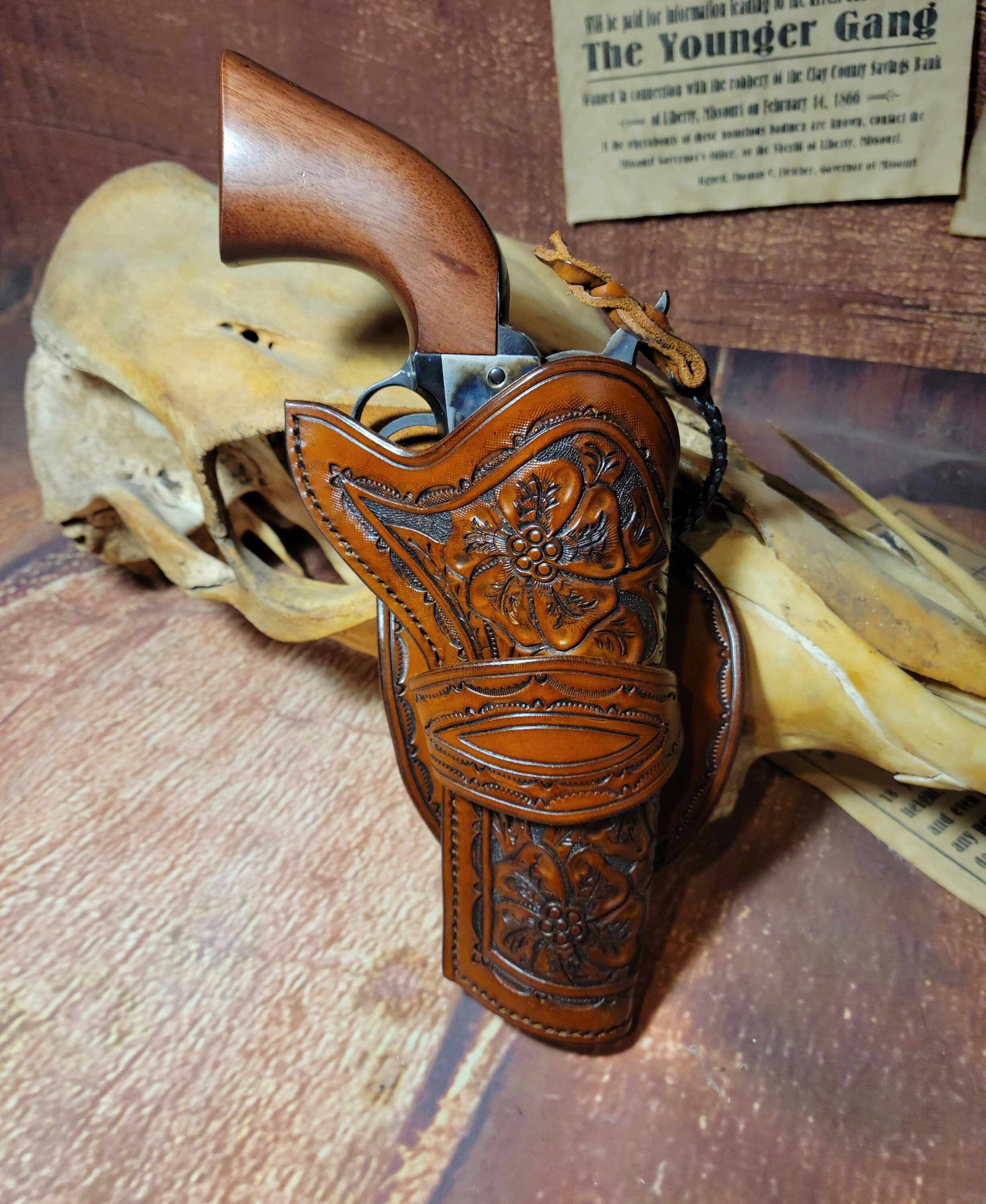 Colt Single Action Army / Clone 7 1/2 Leather Holster 