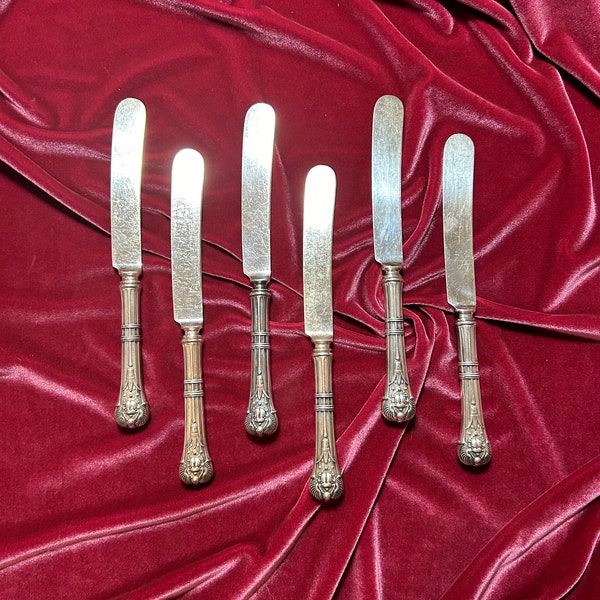 Antique Egyptian Scarab Set of 6 Dinner Knives 1909 EHH Smith for Cafe de L’Opera (NYC)