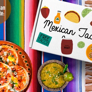 K&ouml;nnte beinhalten: Ein Teller mit mexikanischen Tacos mit Bel&auml;gen, eine Sch&uuml;ssel mit gr&uuml;ner Salsa und eine Schachtel mit dem Text "Mexican Tacos" und "Free Tacos".
