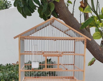 Casa de pájaros de madera hecha a mano / jaula de pájaros. Casa canaria. Jaula para canarios. Casa para pájaros pequeños. Decoración de jardines. Jaula para loros. Casa de loros.