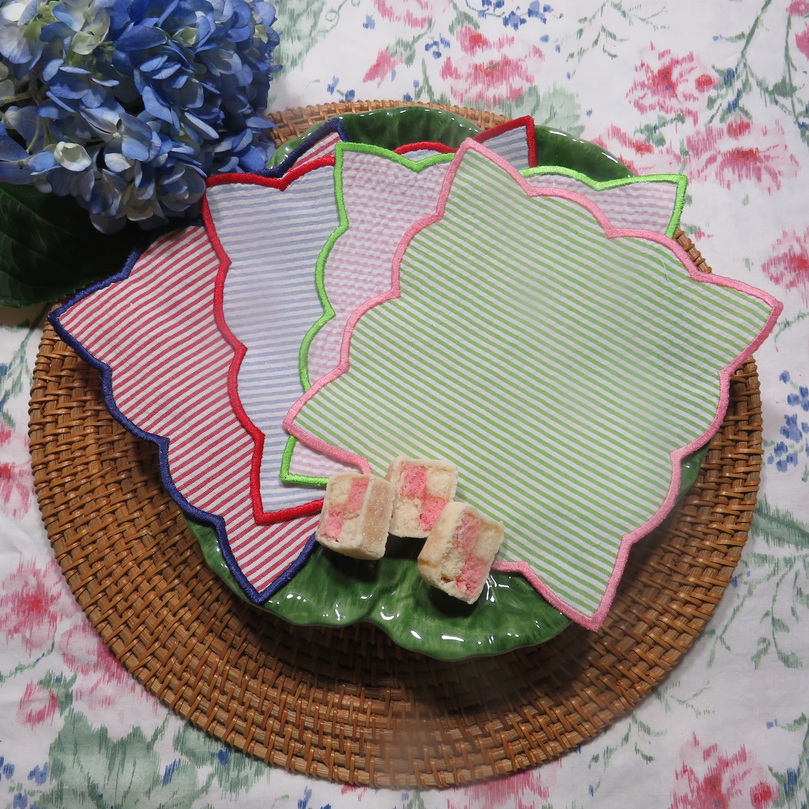 Set of 4 Seersucker Scalloped Embroidered Cocktail Napkins Embroidered