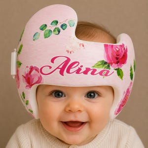 Floral Baby Helm Wrap | Personalisierte Doc Band Wrap | Rosa Rosen-Design