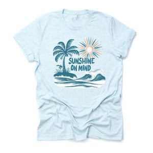Summer Beach Tee: Sunshine Palm Tree Graphic, Unisex Shirt Icy Blue
