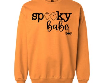Sudadera de Halloween Spooky Babe: Diseño de fantasmas - Gildan Softstyle