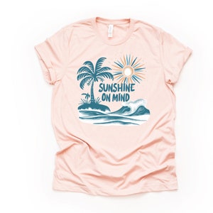 Summer Beach Tee: Sunshine Palm Tree Graphic, Unisex Shirt Peach