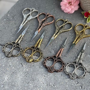 Vintage Metal Scissors, Antique Scissors, Vintage House Scissors, Vintage  Long Metal Scissors 