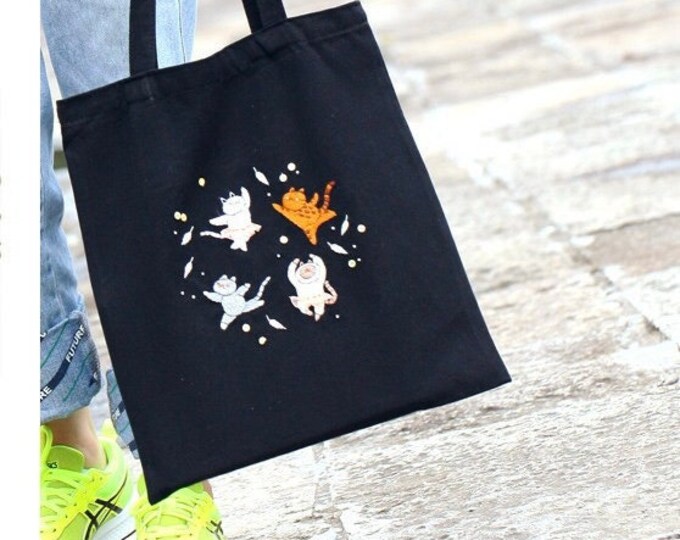 Embroidery Kit Canvas Bag|Modern Flower Pattern Hand Embroidery Kit|Beginner Canvas Tote Bag|Go Green Eco-Friendly DIY Embroidered Tote bag