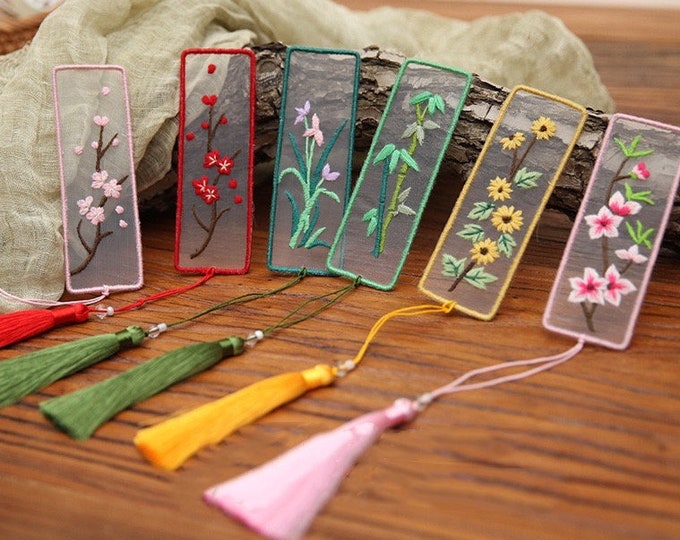 Floral Transparent Embroidery Bookmark Kit for Beginner,diy Kit, Beginner Hand Embroidery Full Kit ,Diy Start Up Embroidery Set with Pattern