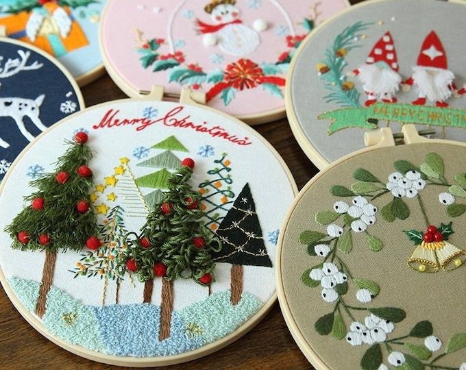 Christmas Embroidery Kit, Easy Embroidery Kit For Beginner, cross stitch, Christmas Embroidery kit,Needlepoint kits, Kits DIY embroidery set