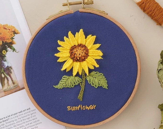 Embroidery Kit For Beginner | Modern Embroidery Kit with Pattern | Flowers Embroidery Full Kit with Needlepoint Hoop| DIY Craft Kit