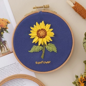 Embroidery Kit For Beginner | Modern Embroidery Kit with Pattern | Flowers Embroidery Full Kit with Needlepoint Hoop| DIY Craft Kit