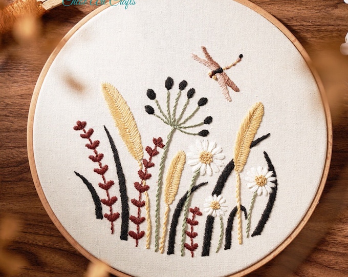 Embroidery Kit For Beginner | Modern Flower Embroidery Kit with Pattern | Floral  Embroidery Full Kit with Needlepoint Hoop| DIY Craft Kit