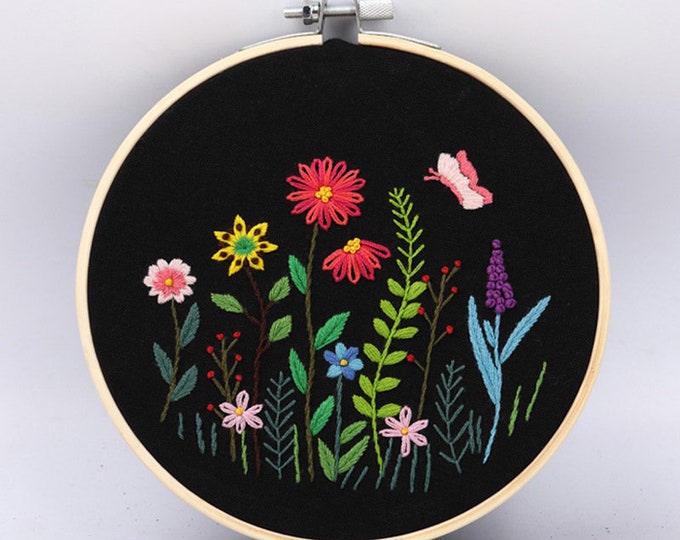 Embroidery Kit For Beginner| Modern Crewel Embroidery Kit with Pattern| Embroidery Hoop Plants |Craft Materials Included Full DIY KIT Plants