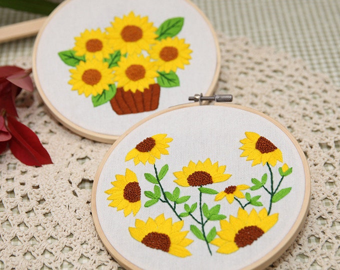 Embroidery Kit For Beginner | Modern Crewel Embroidery Kit with Pattern | Floral  Embroidery Full Kit with Needlepoint Hoop| DIY Craft Kit