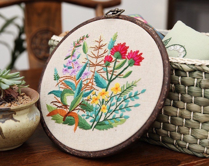 Embroidery Kit For Beginner| Modern Embroidery Kit with Pattern| Embroidery Hoop Plants | Flower Craft Materials Included | Full DIY KIT P2