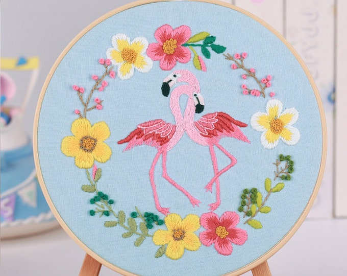 Embroidery Kit For Beginner| Modern Embroidery Kit with Pattern| Flamingo Embroidery Full Kit with Needlepoint Hoop| DIY Craft Kit