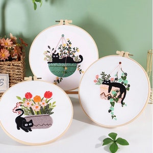 Cat Embroidery Kit For Beginner | Modern Crewel Embroidery Kit with Pattern | Floral  Embroidery Full Kit Needlepoint Hoop| DIY Craft Kit