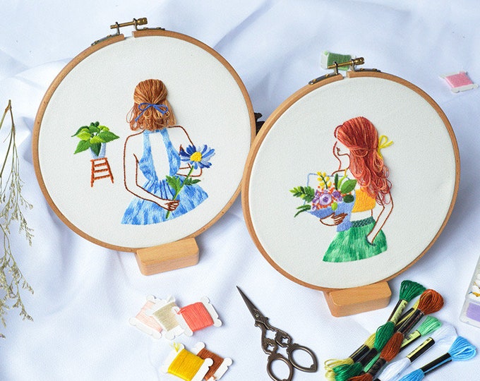 Embroidery Kit For Beginner| Modern Embroidery Kit with Pattern| Flowers Embroidery Hoop| DIY Craft Kit | Floral Crewel Embroidery