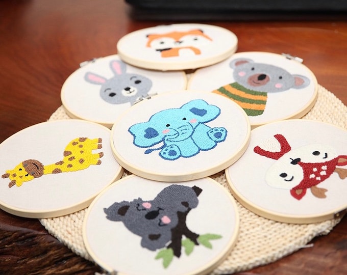 Embroidery Kit Beginner| Modern Crewel Embroidery Kit with Pattern| Needlepoint Kit|Cross Stitch Kit |DIY Crafts KIT| Sloth embroidery