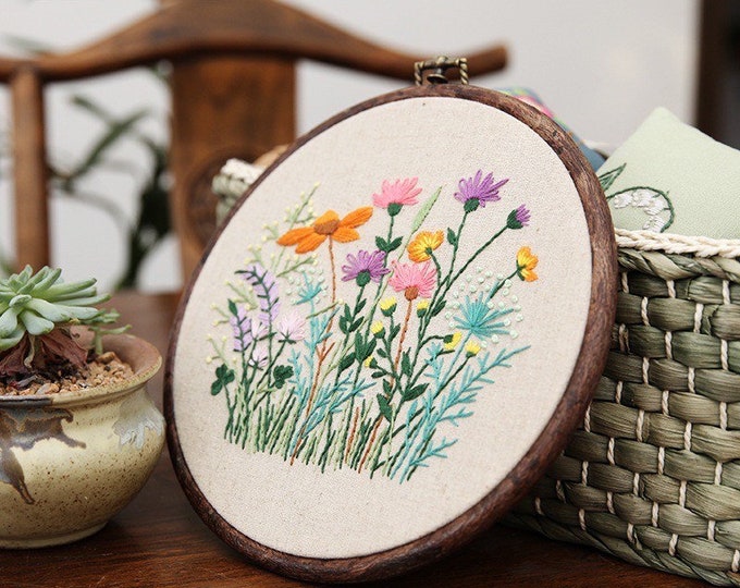Embroidery Kit For Beginner| Modern Embroidery Kit with Pattern| Embroidery Hoop Plants |Flower Craft Materials Included | Full DIY KIT Gift