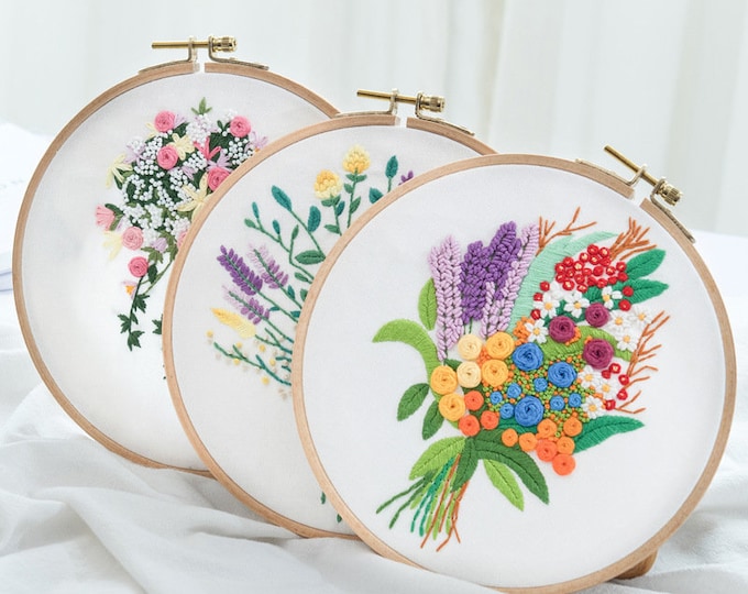 Floral Beginner Embroidery Kit - Modern Flower Plant Hand Embroidery Full Kit - DIY Floral Needlepoint Hoop Wall Art Kit DIY Craft Kit