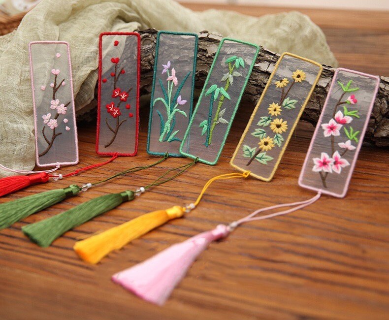 XINSHUN Embroidery Bookmark With Cute Patterns,Transparent Organza Bookmark,Embroidery Kit For Adults Kids(mix1#,3 Pack