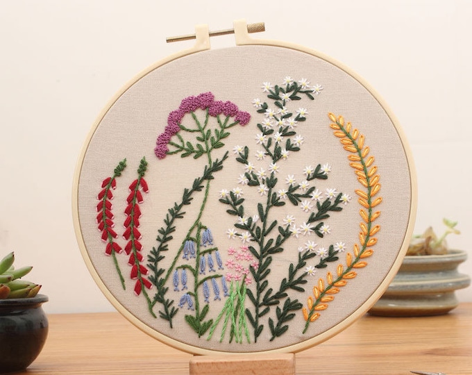 Embroidery Kit For Beginner | Modern Plants Embroidery Kit with Pattern | Floral Embroidery Full Kit with Needlepoint Hoop| DIY Craft Kit