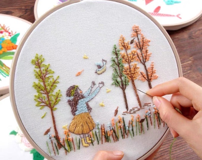 Embroidery Kit For Beginner| Modern Embroidery Kit with Pattern| Flowers Embroidery Full Kit with Needlepoint Hoop| DIY Craft Kit