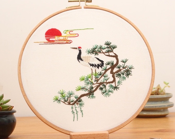 Embroidery Kit For Beginner|Modern Crewel Embroidery Kit with Pattern| Embroidery Hoop Cherry Blossom |Craft Materials Included Full DIY KIT