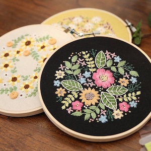 Floral Beginner Embroidery Kit | Modern Flower Plant Hand Embroidery Full Kit | DIY Floral Needlepoint Hoop Wall Art Kit | Wall Decor