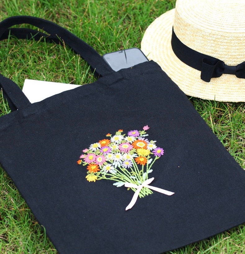 FLOWER FIELD Embroidered Tote Bag Kit  Buy Embroidery Kits Online – Craft  Club Co