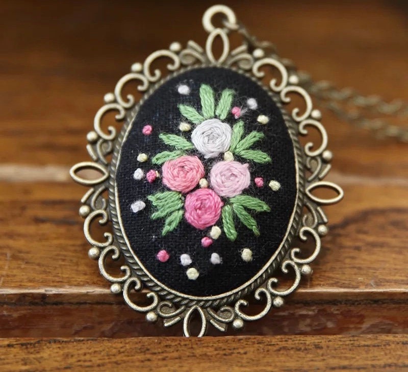 Antika - Embroidery kit for Beginners Starter Jewelry Necklace Pendants Set  Needlepoint Kits for Adults Begin - kitantik 