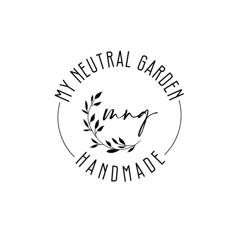 Handmade NOELLE Candle 4 Soy Wax Healing Stone Self Love EcoFriendly Essential Oil Body Candle Goddess Candle Woman Torso
