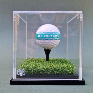 Golf Ball Display Case - Crystal Clear Acrylic and &#39;Putting Green&#39; Grass
