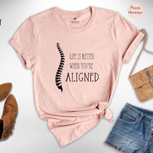 Chiropractor Shirt Casual Everyday Wear Tee: Sustainable Digital Print Fashion (Soft Ringspun Cotton, XS-XXL, Easy Care) afbeelding 5