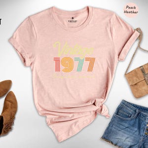 1977 Birthday Shirt Retro Style Tee: Vintage 49th Year Celebration, Eco Friendly Fabric (Unisex Sizes, Durable Print) immagine 5