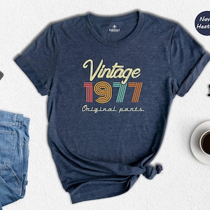 1977 Birthday Shirt Retro Style Tee: Vintage 49th Year Celebration, Eco Friendly Fabric (Unisex Sizes, Durable Print) immagine 1