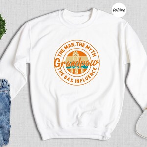Grandpaw Dog Dad Funny Shirt - Casual Unisex Tee, Soft Ringspun Cotton, Pet Grandpa Gift, Family Bond Apparel afbeelding 8