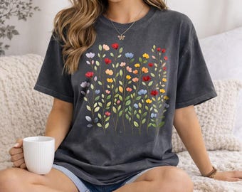 Comfort Colors™ Wildflower Shirt, Boho Floral Garden Tee, Cottagecore Botanical T-Shirt, Nature Lover Gift for Her