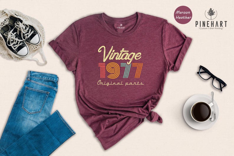 1977 Birthday Shirt Retro Style Tee: Vintage 49th Year Celebration, Eco Friendly Fabric (Unisex Sizes, Durable Print) immagine 3