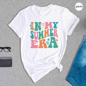 In My Summer Era Shirt, Retro Wavy Summer Vacation Tee, Trendy Groovy Beach Top, Gift for Her zdjęcie 4