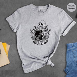 Camiseta de Halloween para amantes de los libros: Esqueleto espeluznante - Algodón ecológico, camiseta informal de lectura para amantes de las novelas imagen 5