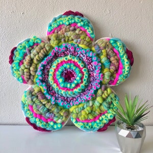 Groovy 19-Inch Flower-Shaped Woven Wall Hanging