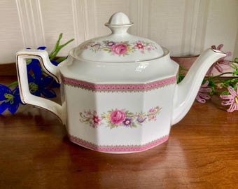 Cauldon Tiffany China Pattern T-1622 Set(8) Gilt and Floral