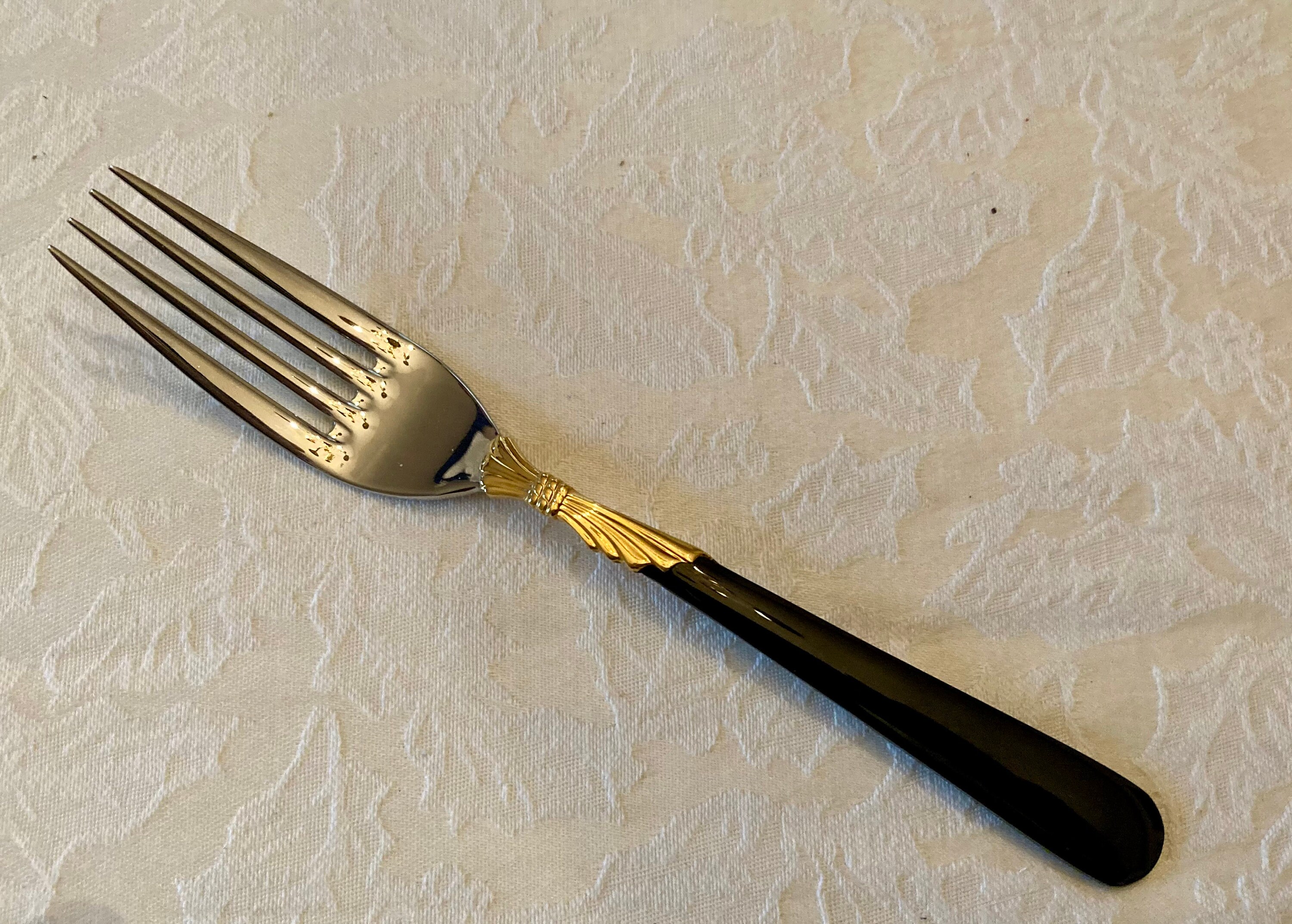 Yamasaki LINDE Stainless Dinner Fork Black Handle Gold Accent 
