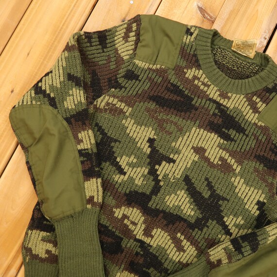 LL Bean Pure New Wool Vintage Camo Sweater Size XL