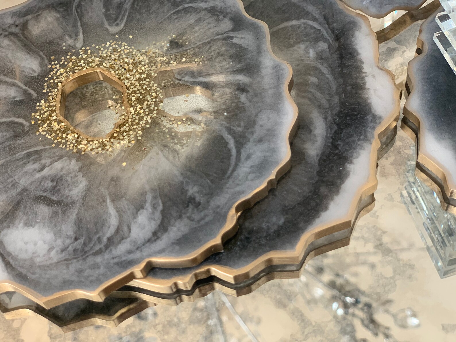Geode Resin Coaster Set Set of 4 Epoxy Resin Geode Coasters. Etsy